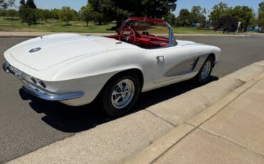 Corvette-1961-white-18