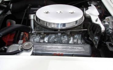 Corvette-1961-white-2