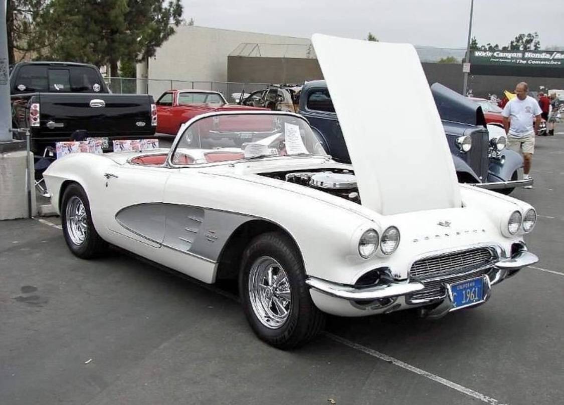 Corvette-1961-white