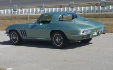 Corvette-1966-green-5