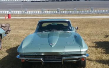 Corvette-1966-green-6