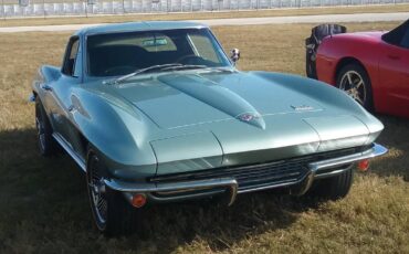 Corvette-1966-green-7