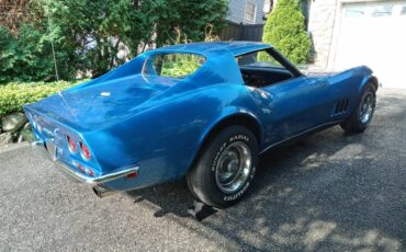 Corvette-1968-blue-9
