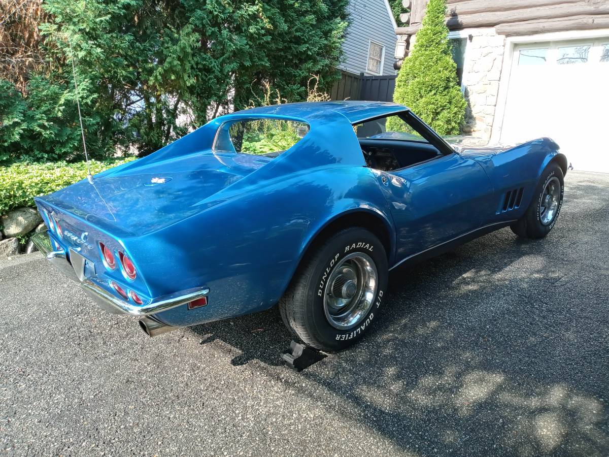 Corvette-1968-blue-9