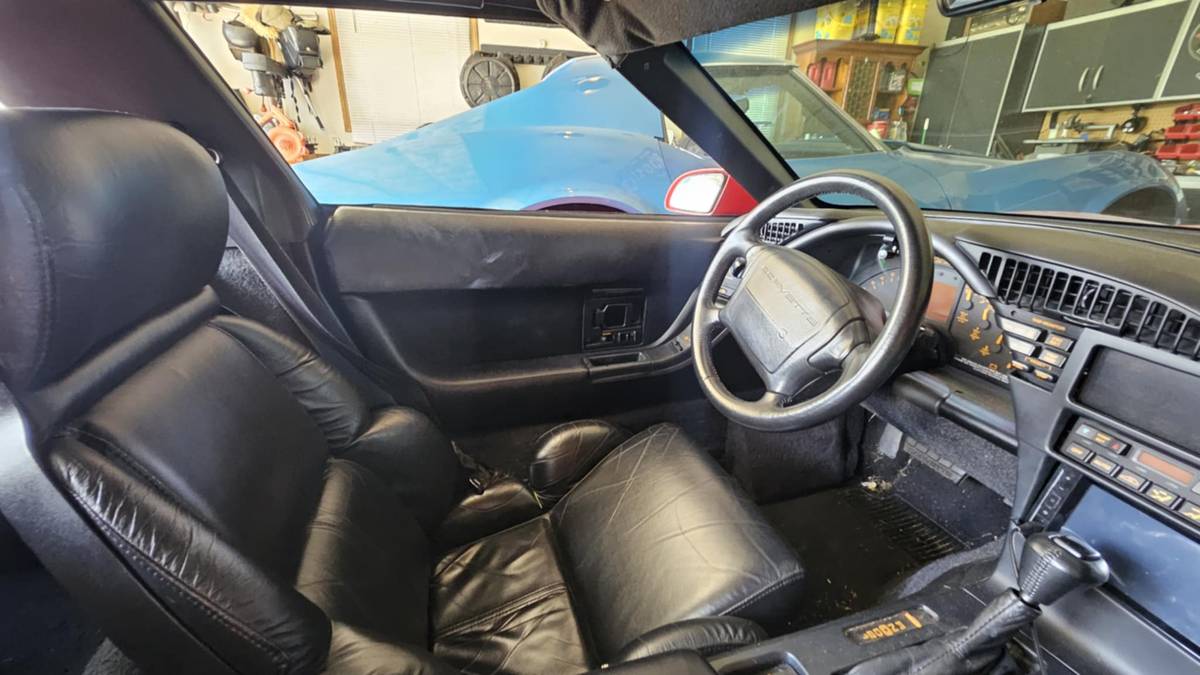 Corvette-1974-blue-1