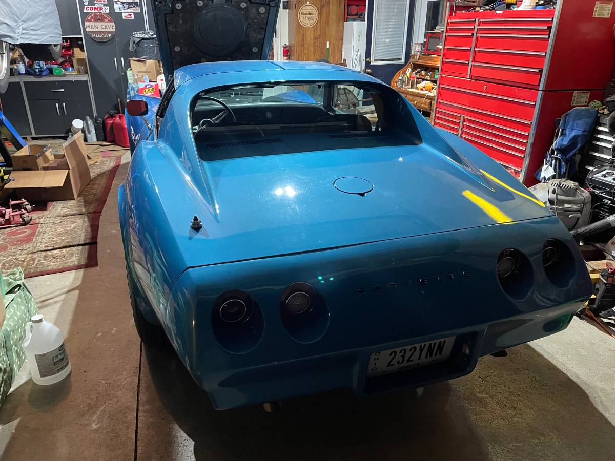 Corvette-1974-blue-11