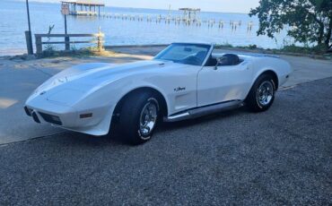 Corvette-1975-white