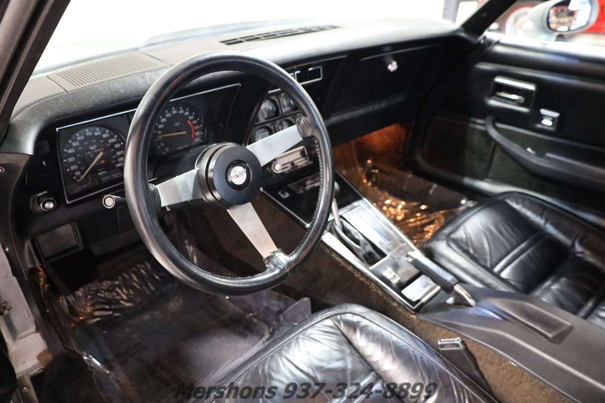 Corvette-1978-3