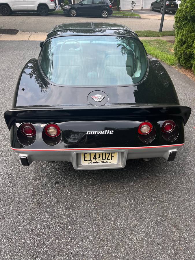 Corvette-1978-black-19