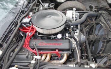 Corvette-1984-black-4