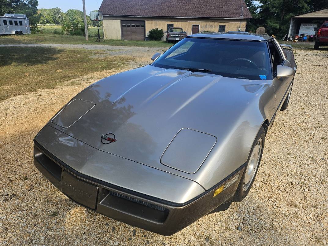 Corvette-1986-brown-1