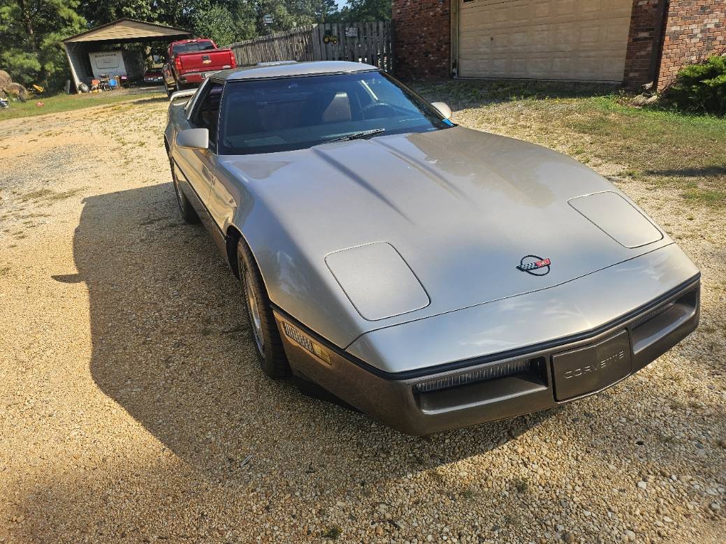 Corvette-1986-brown-2