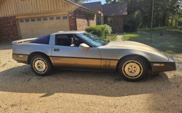 Corvette-1986-brown-3