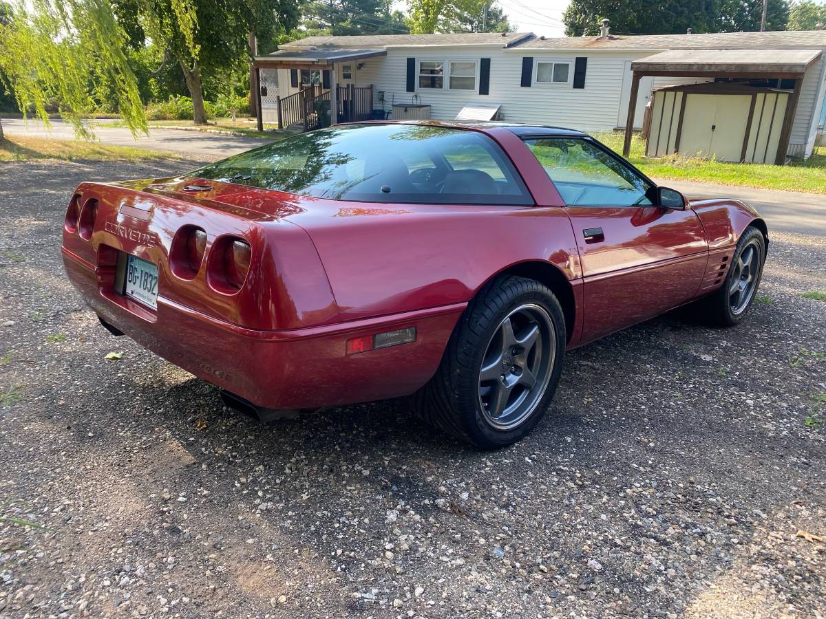 Corvette-1994-red-3