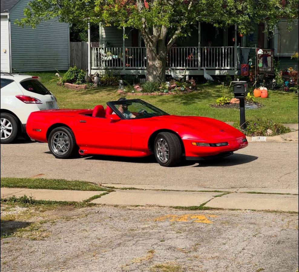 Corvette-1995-red-8