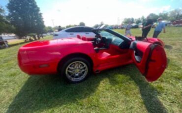 Corvette-1995-red-9