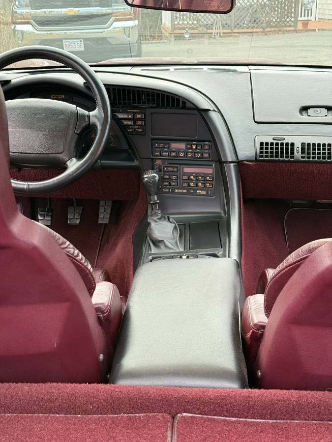 Corvette-40th-anniversary-1993-red-16