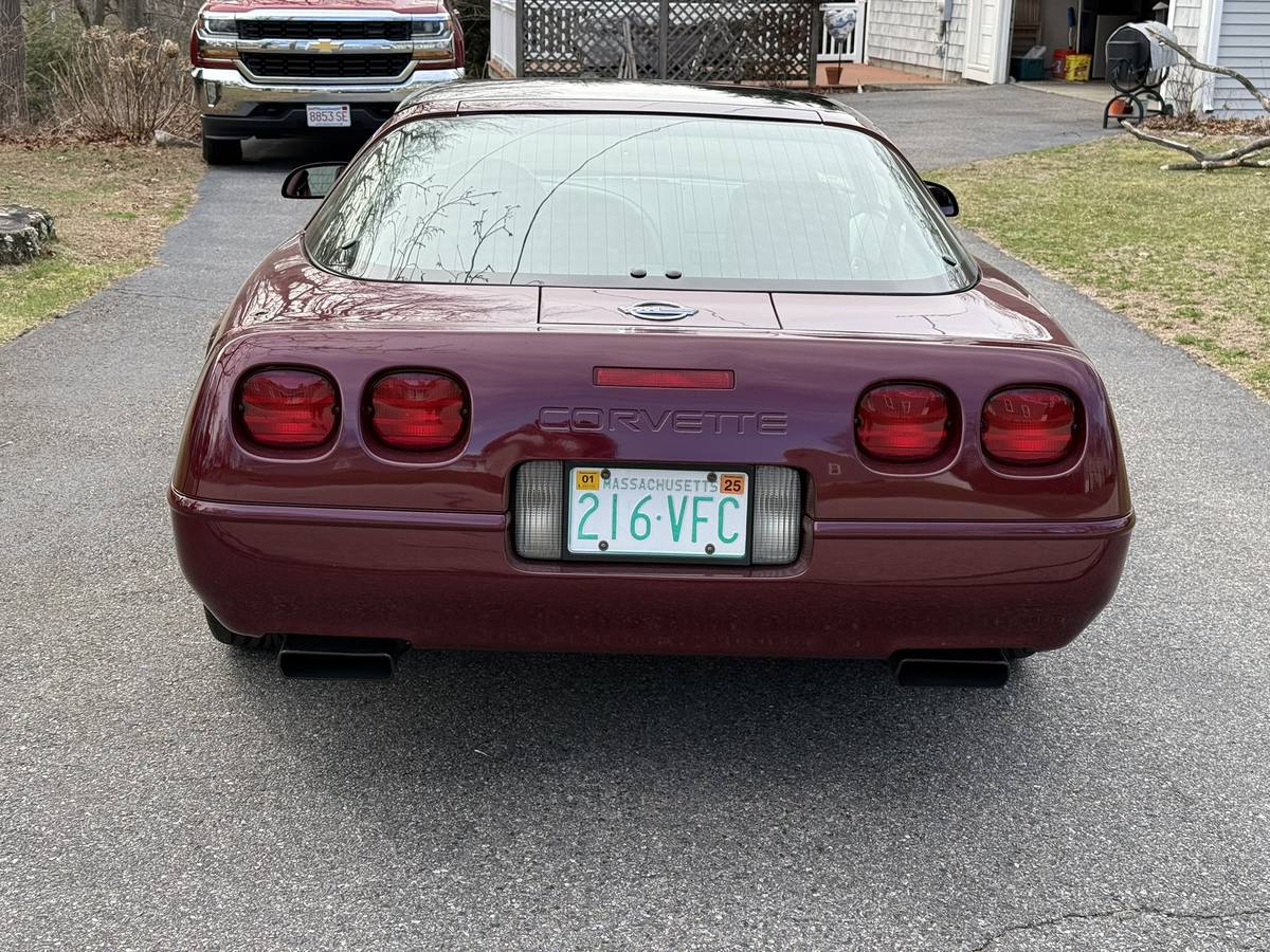 Corvette-40th-anniversary-1993-red-3