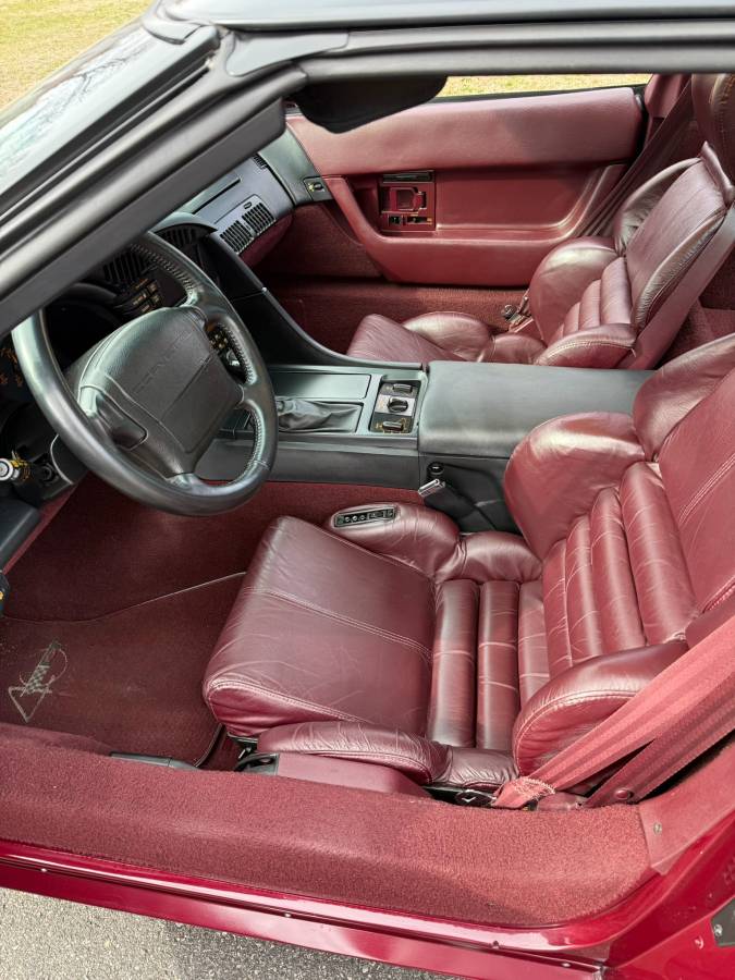 Corvette-40th-anniversary-1993-red-9