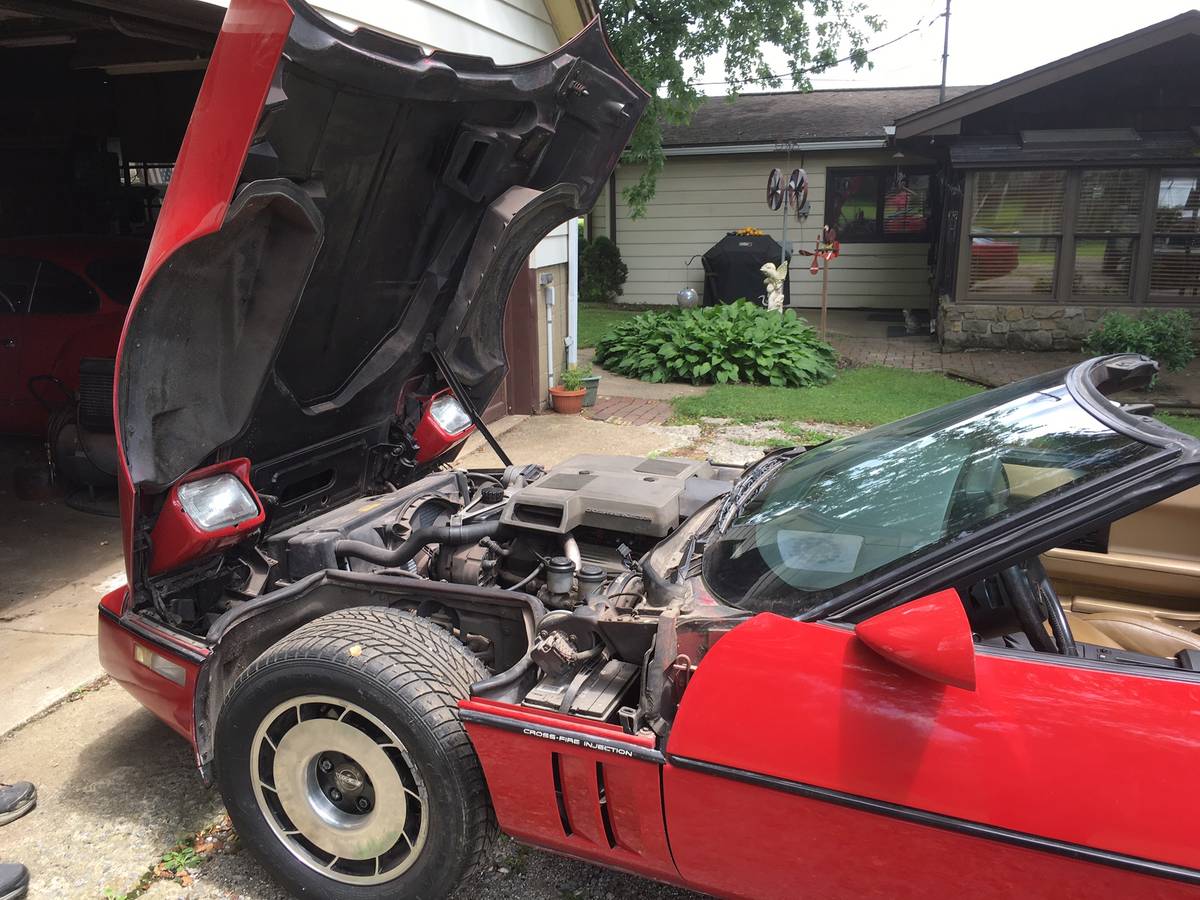 Corvette-c4-1984-red-1
