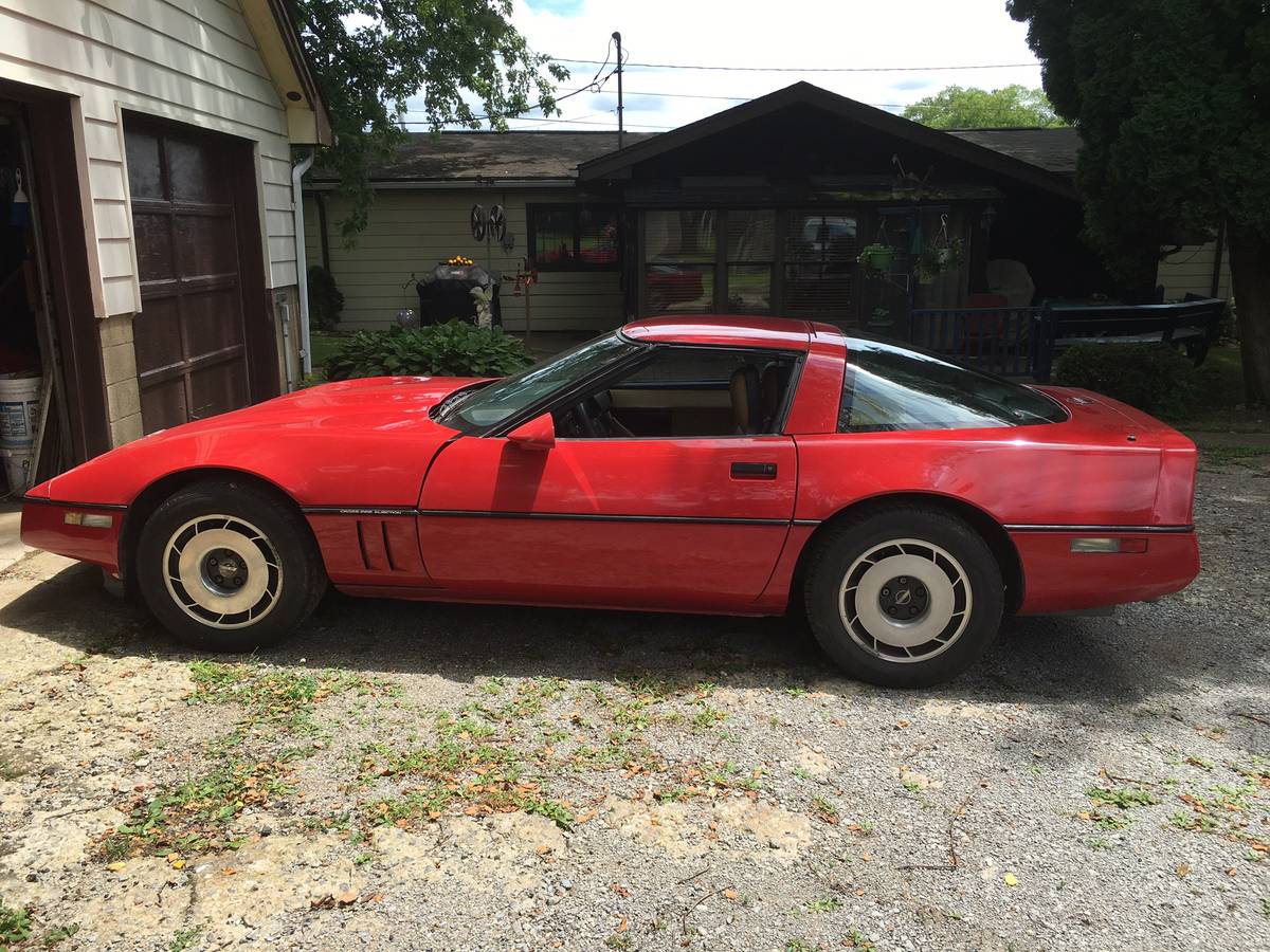 Corvette-c4-1984-red-8