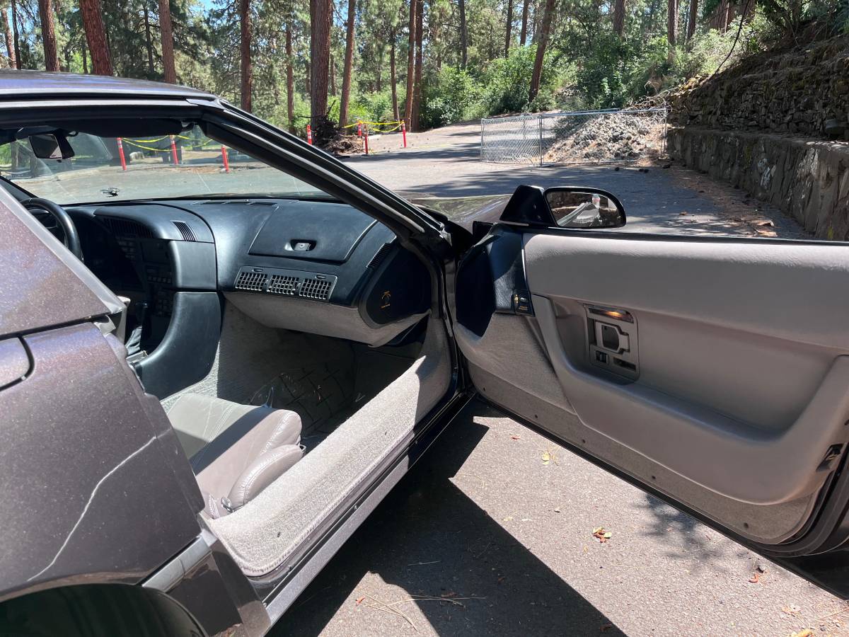 Corvette-convertible-1991-custom-8