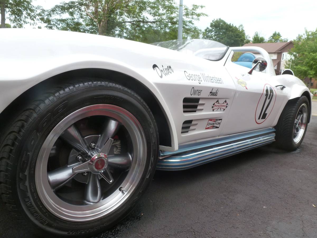 Corvette-grand-sport-1964-white-14