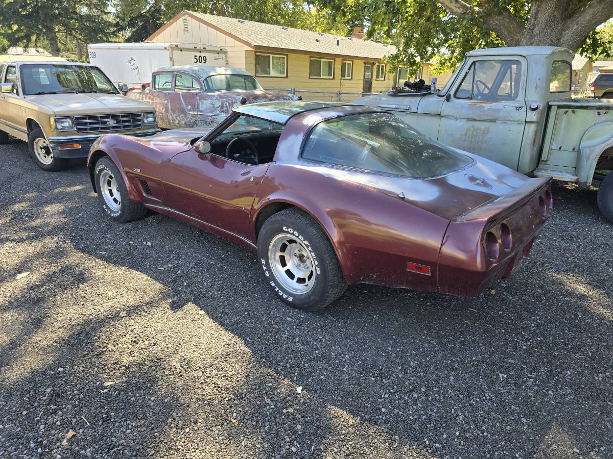 Corvette-l82-1980-custom-16
