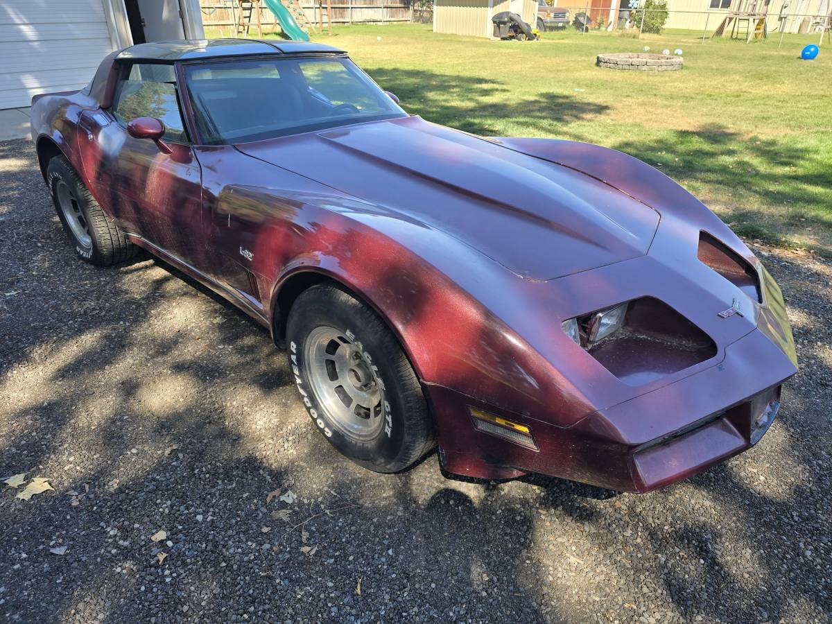 Corvette-l82-1980-custom-7