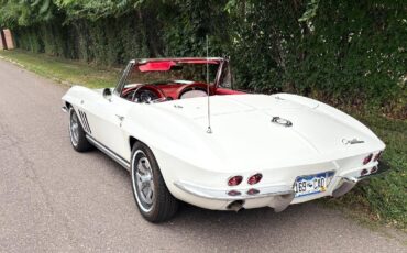 Corvette-stingray-convertible-1965-white-16