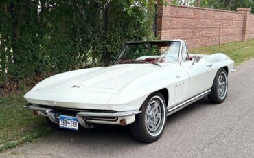 Corvette-stingray-convertible-1965-white-19