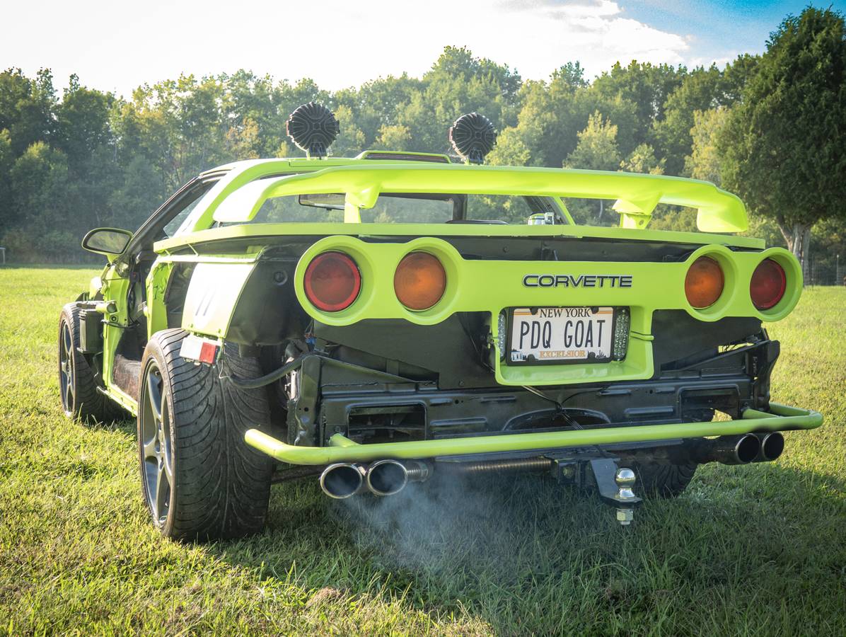 Corvette-utv-1988-green-3