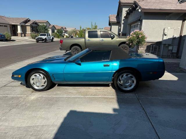 Corvettee-convertible-1995-blue-5