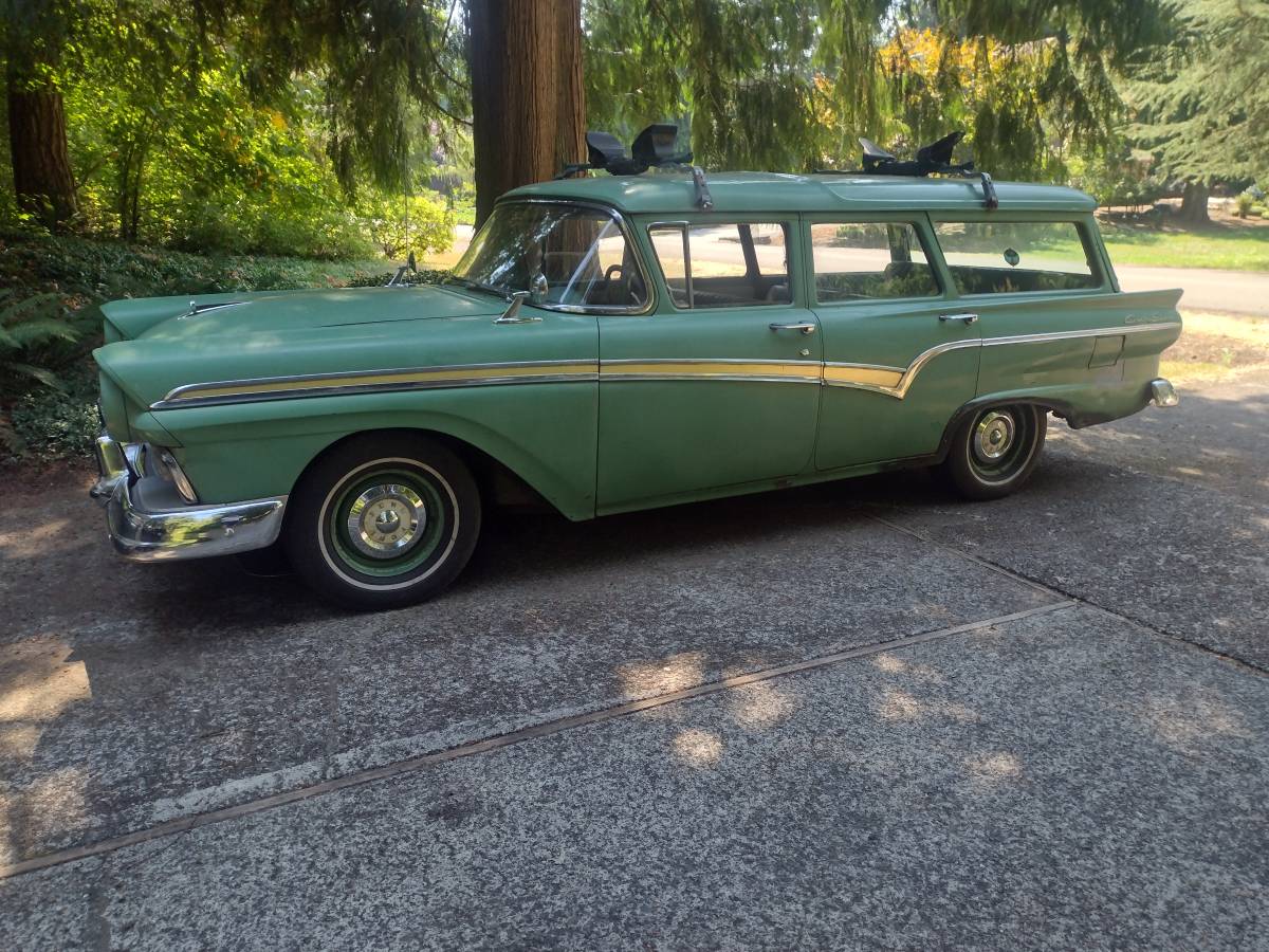 Country-sedan-1957-green