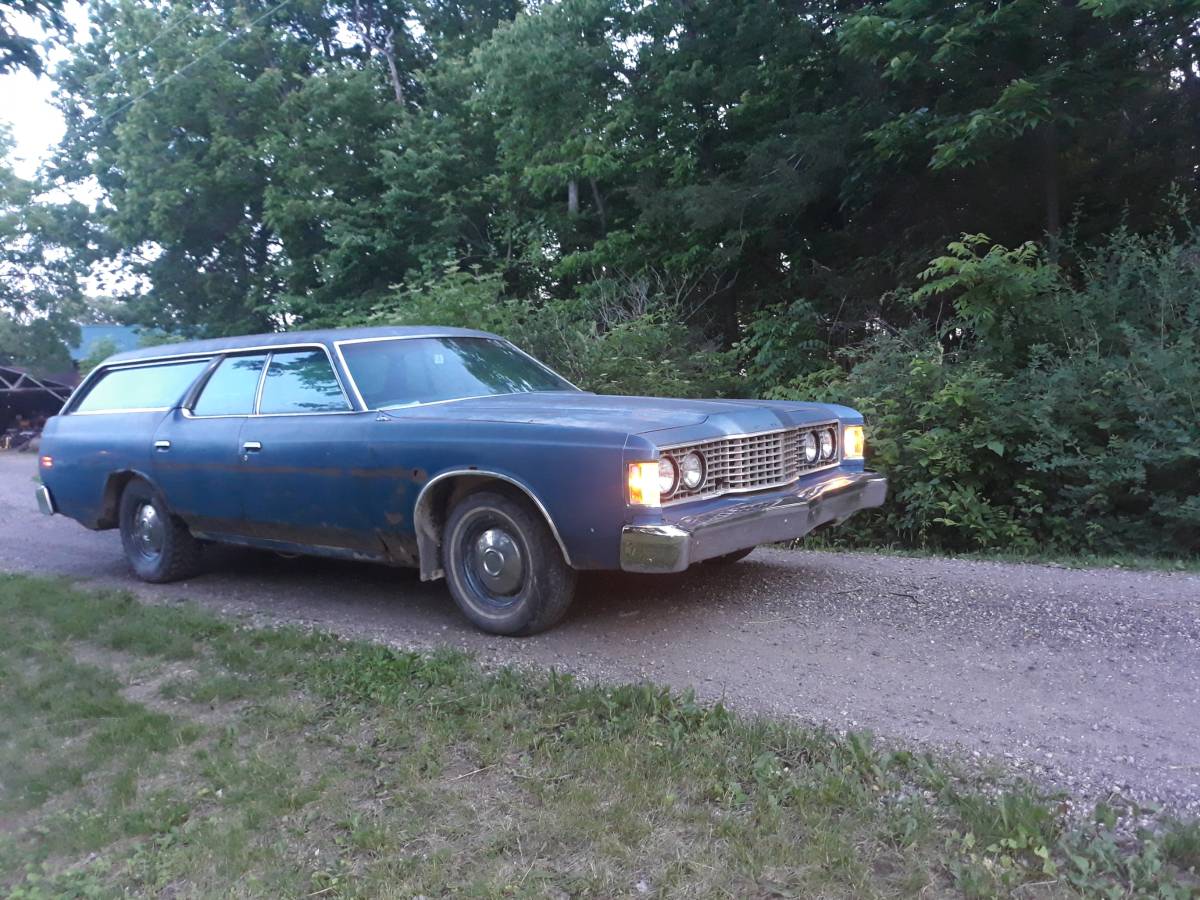 Country-squire-1973-blue-6