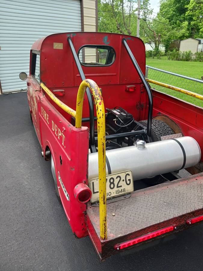 Crosley-1948-red-1