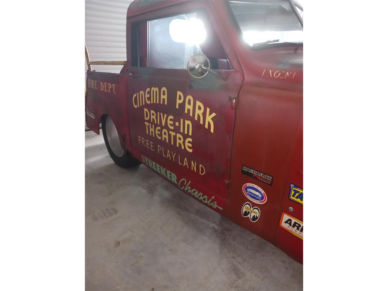 Crosley-Fire-truck-1948-Red-Red-2