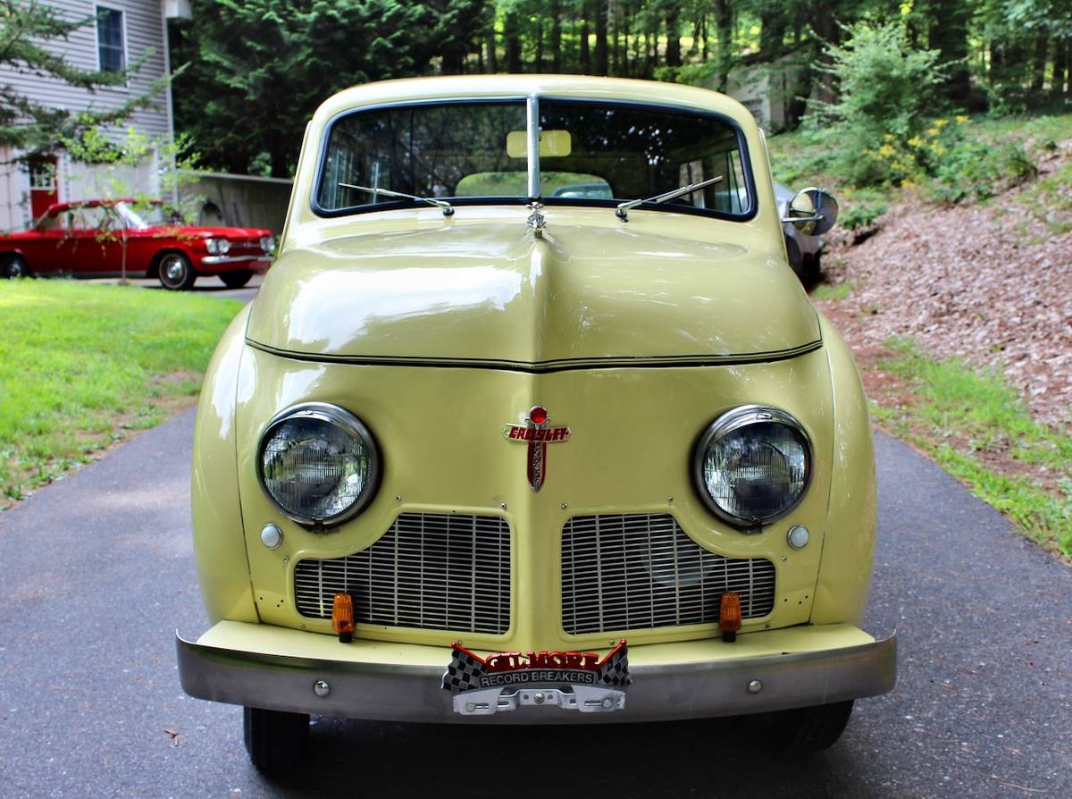 Crosley-station-wagon-1947-yellow-1