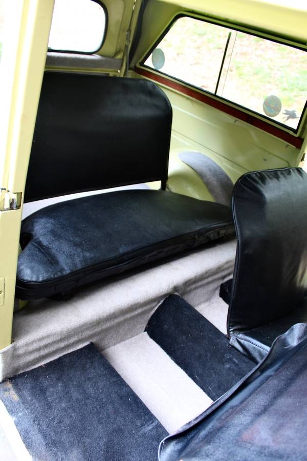 Crosley-station-wagon-1947-yellow-10