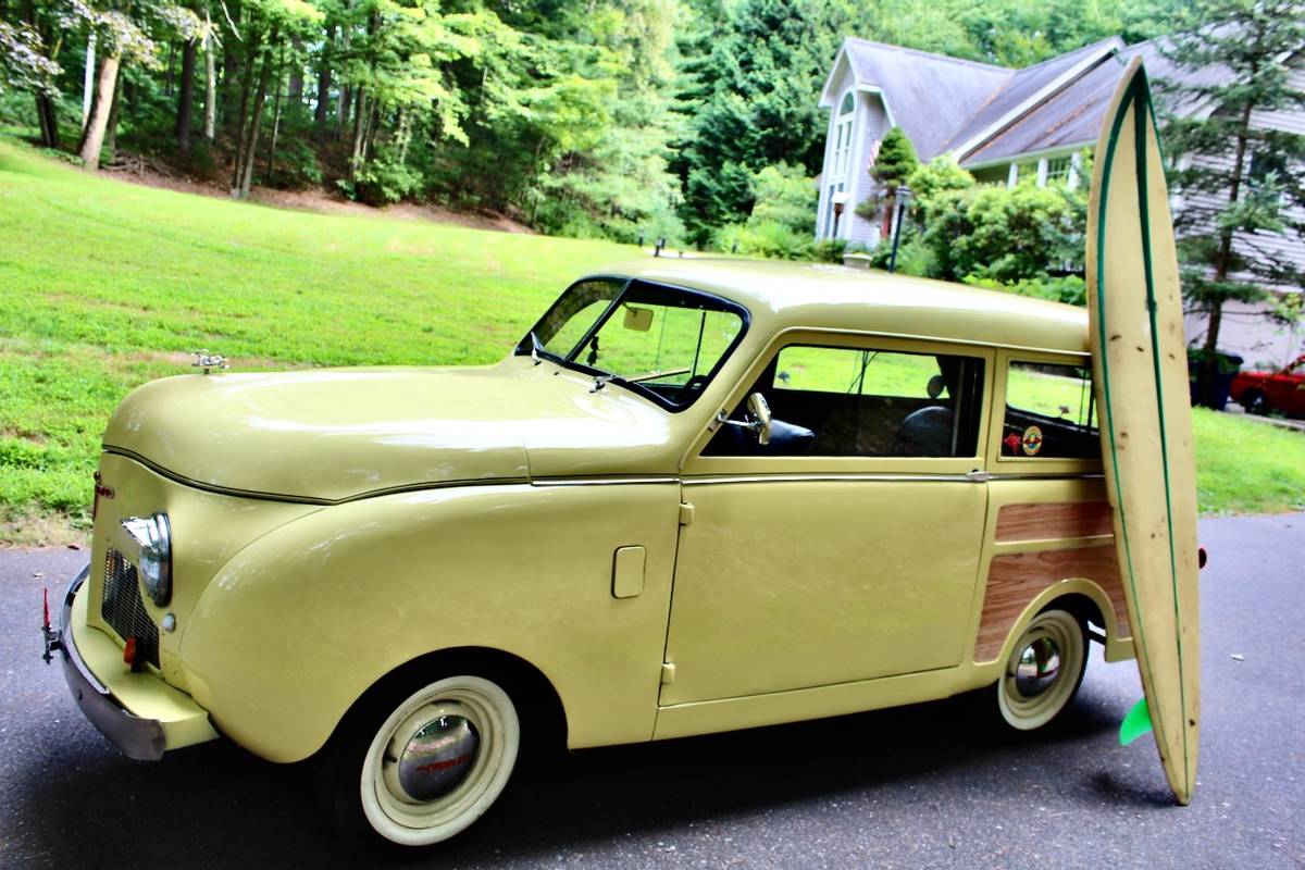 Crosley-station-wagon-1947-yellow-19