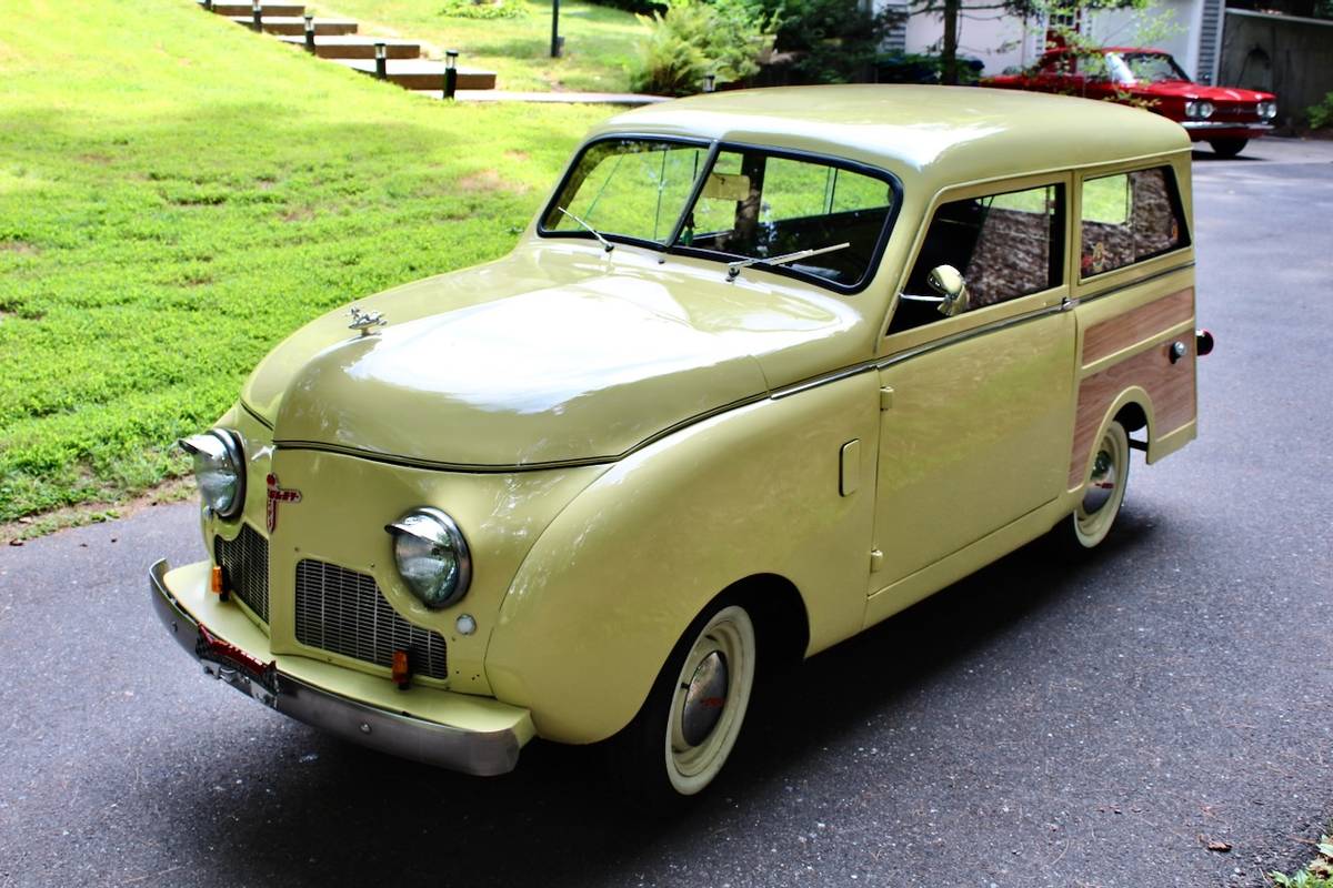 Crosley-station-wagon-1947-yellow-3