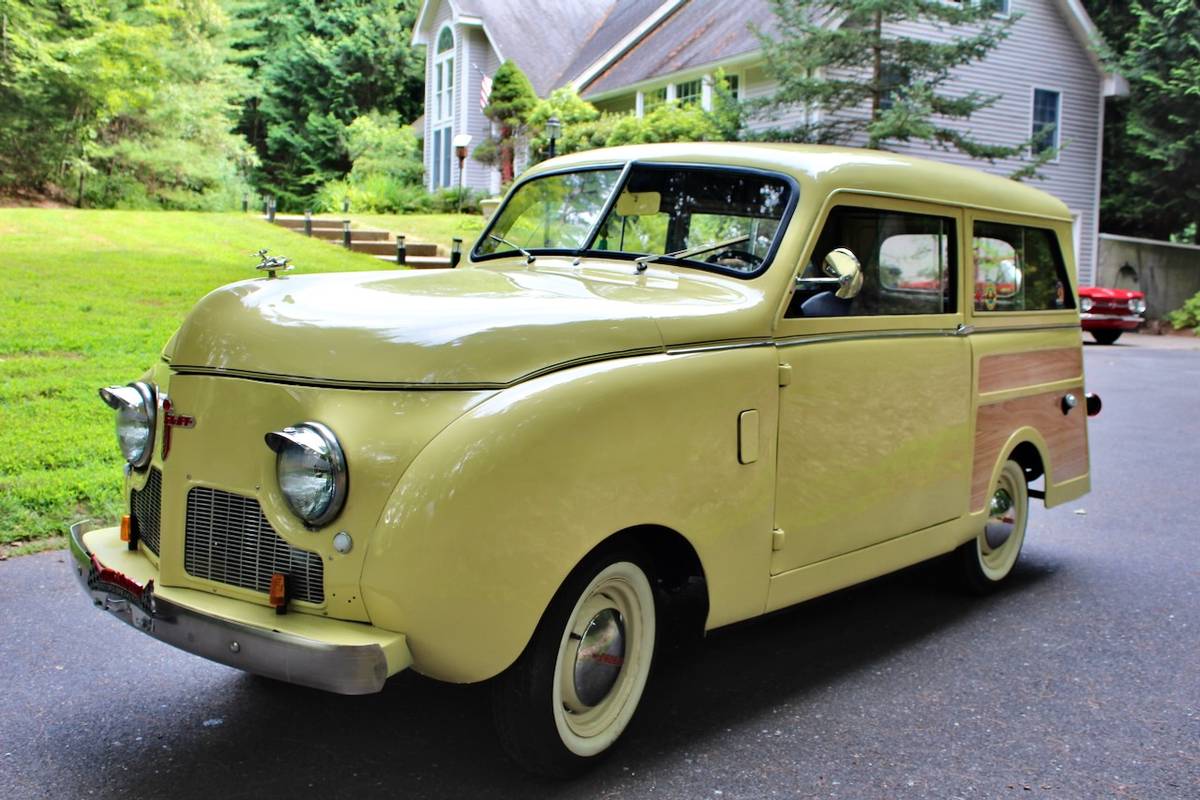 Crosley-station-wagon-1947-yellow