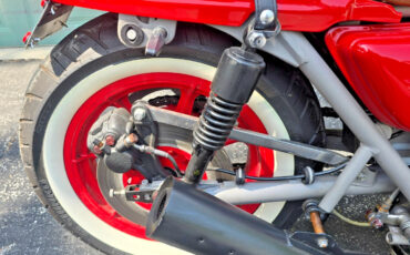 Custom-Built-Motorcycles-Bobber-1977-10