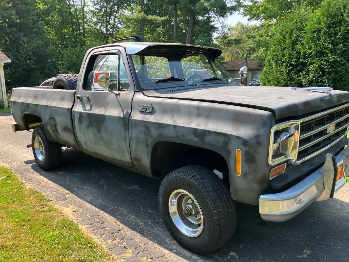 Custom-deluxe-k10-1978-grey-2