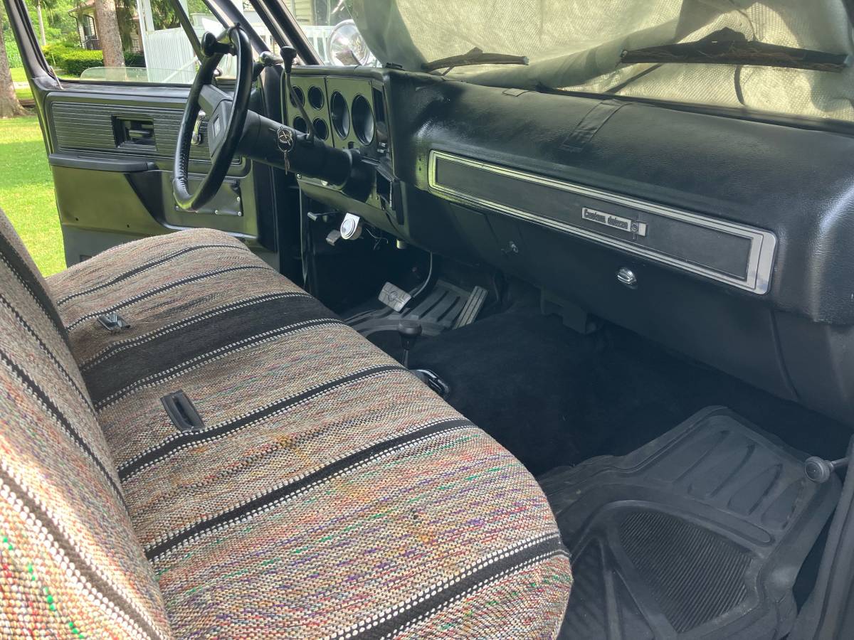 Custom-deluxe-k10-1978-grey-22