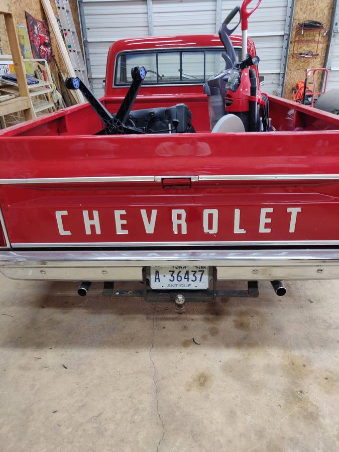 Custom10-deluxe-1972-red-1