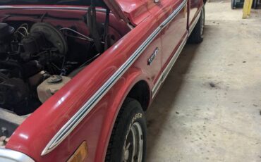 Custom10-deluxe-1972-red-10