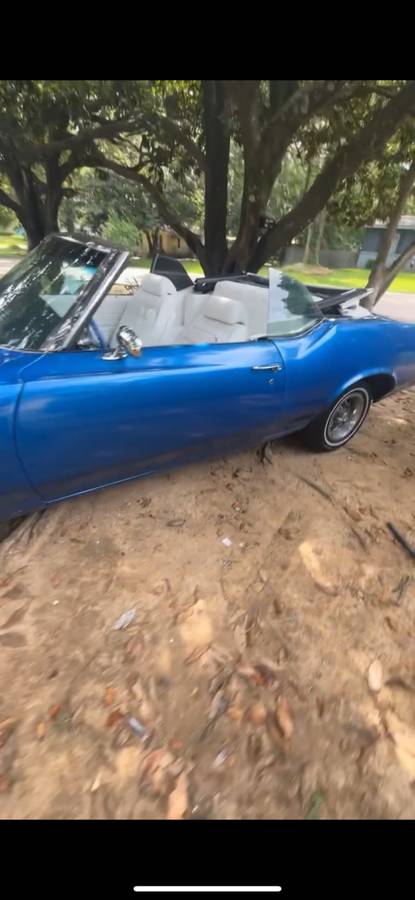 Cutlass-convertible-1971-blue-2