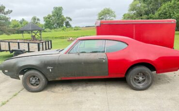 Cutlass-supreme-1968-red