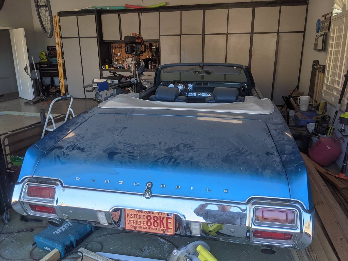Cutlass-supreme-1971-blue-3